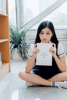 女囚犯绚香